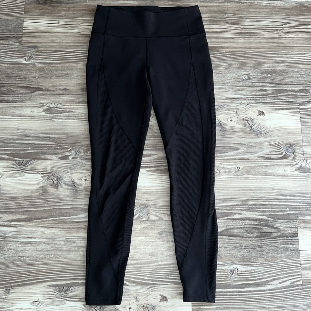 Lululemon Women’s Wunder Under High-Rise Tight 28” Ribbed Black